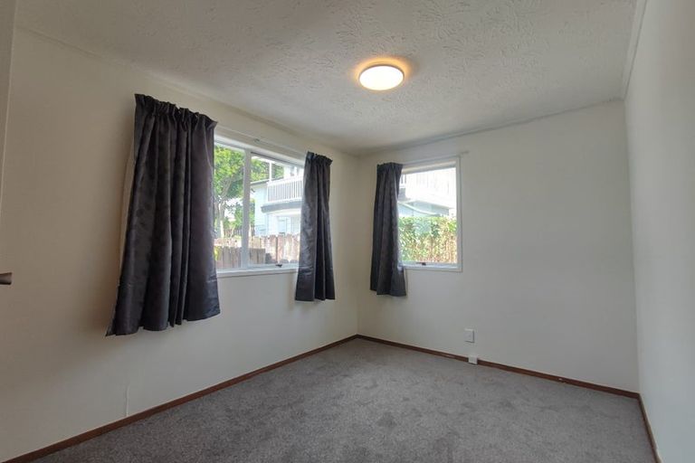 Photo of property in 3 Babington Place, Torbay, Auckland, 0630