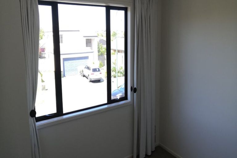 Photo of property in 34/2 Armoy Drive, East Tamaki, Auckland, 2016