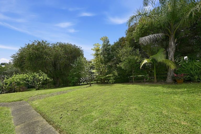 Photo of property in 15 St James Avenue, Helensville, 0800