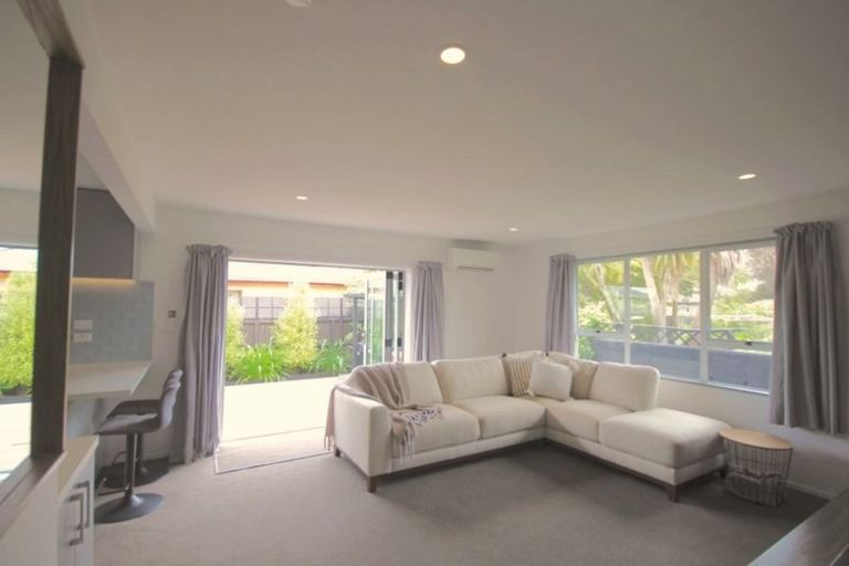 Photo of property in 2/17 Mackworth Street, Woolston, Christchurch, 8062