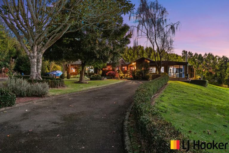 Photo of property in 77 Awanui Rise, Papakura, 2582