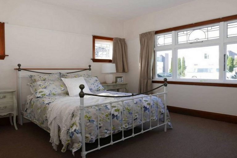 Photo of property in 8 Freyberg Avenue, Riccarton, Christchurch, 8011