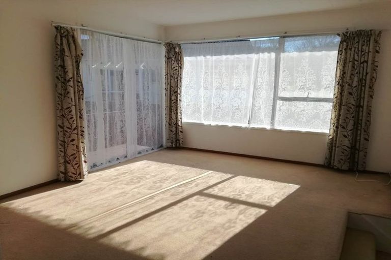 Photo of property in 26 Salamanca Road, Sunnynook, Auckland, 0620