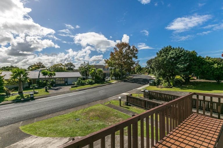 Photo of property in 13 Matuhi Rise, Henderson, Auckland, 0612