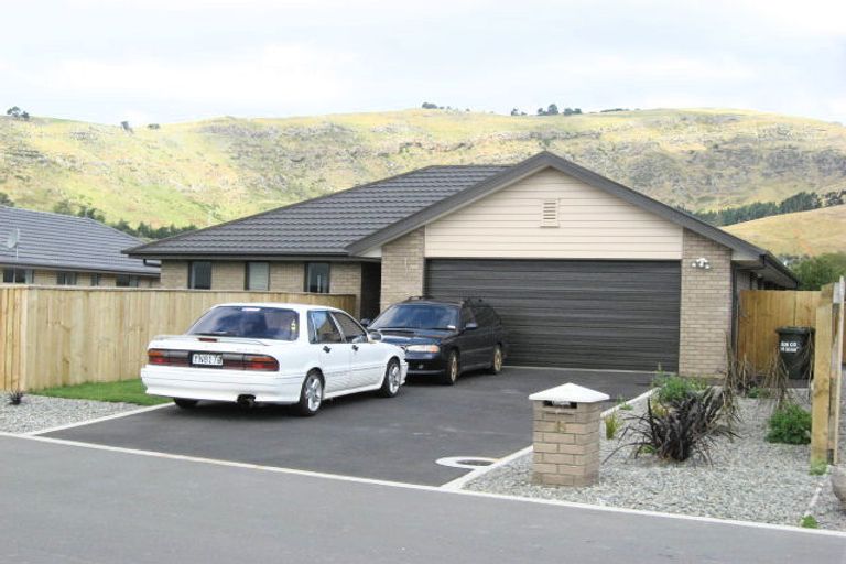 Photo of property in 15 The Tors, Heathcote Valley, Christchurch, 8022