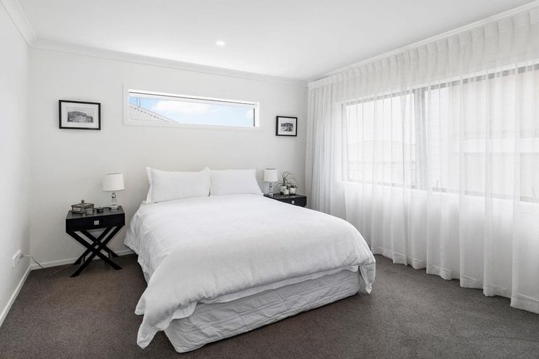 Photo of property in 125b Point Chevalier Road, Point Chevalier, Auckland, 1022