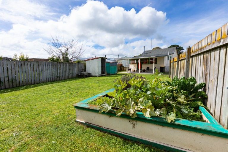 Photo of property in 3 Otanga Street, Dannevirke, 4930