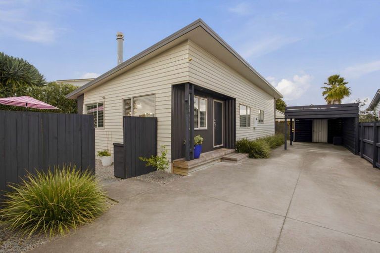 Photo of property in 8a Hawea Street, Mount Maunganui, 3116