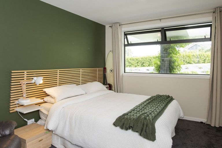 Photo of property in 74 Scarlys Way, Okitu, Gisborne, 4010