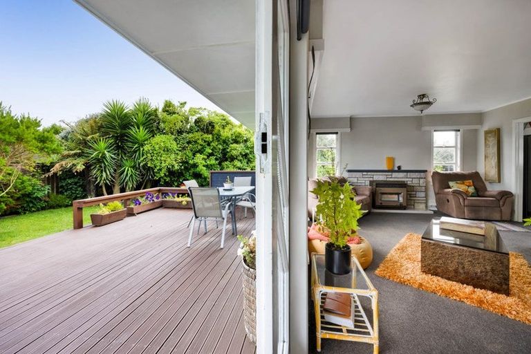 Photo of property in 8 Wera Street, Hawera, 4610