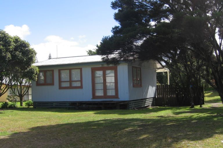 Photo of property in 15 Holiday Crescent, Mangawhai Heads, Mangawhai, 0505