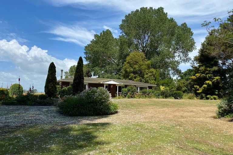 Photo of property in 906 State Highway 1, Himatangi, Foxton, 4891