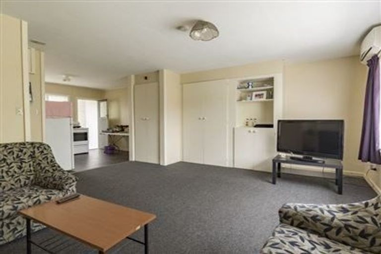 Photo of property in 2/411 Gloucester Street, Linwood, Christchurch, 8011