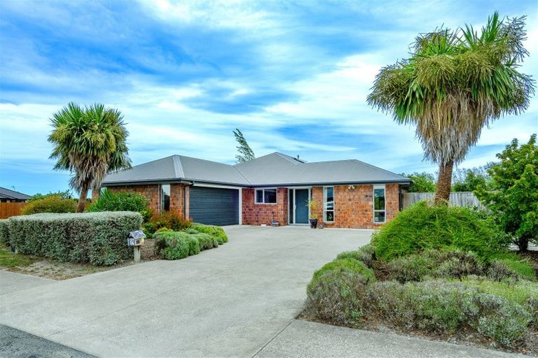 Photo of property in 79 Acacia Avenue, Rangiora, 7400