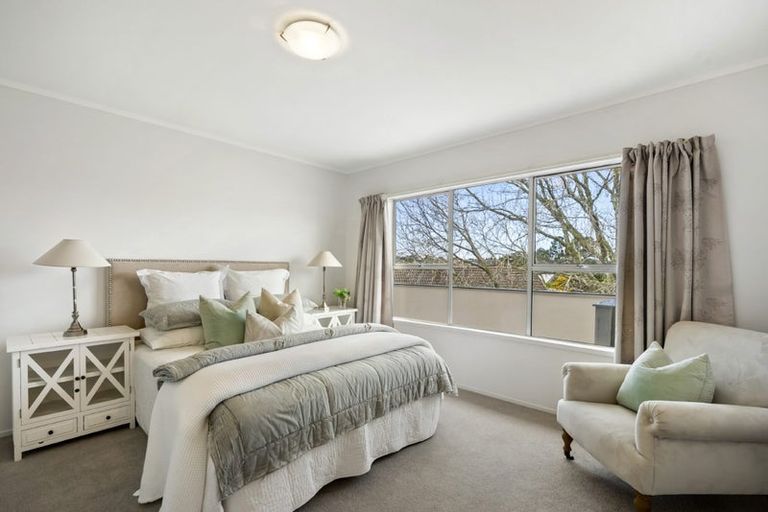 Photo of property in 3/22 Waitemata Road, Hauraki, Auckland, 0622