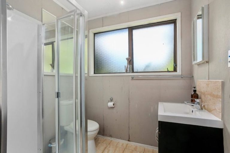 Photo of property in 54 Arodella Crescent, Ranui, Auckland, 0612