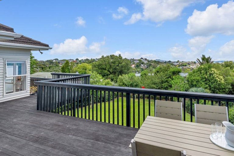 Photo of property in 35 Ridge Road, Howick, Auckland, 2014