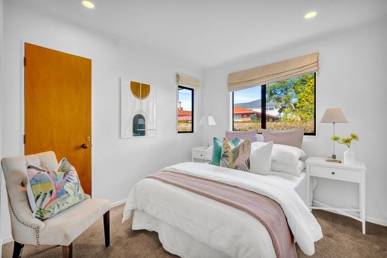 Photo of property in 1a Kowhatu Road, One Tree Hill, Auckland, 1061