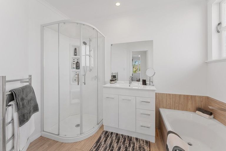 Photo of property in 14 Tararua Street, Trentham, Upper Hutt, 5018