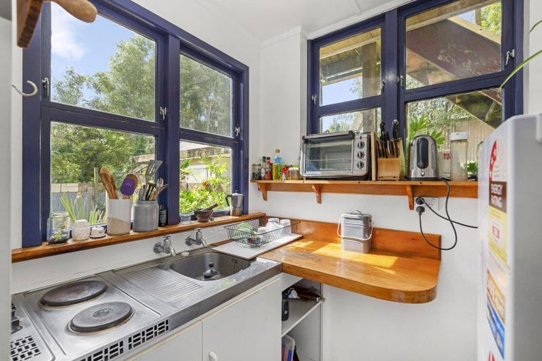 Photo of property in 8 Violet Street, Raglan, 3225