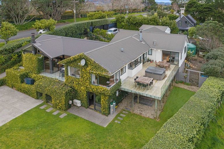 Photo of property in 86 Whites Road, Whitford, Howick, 2571