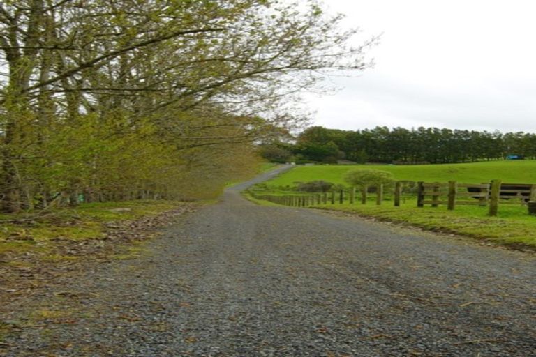 Photo of property in 278 Burtt Road, Paerata, Drury, 2578