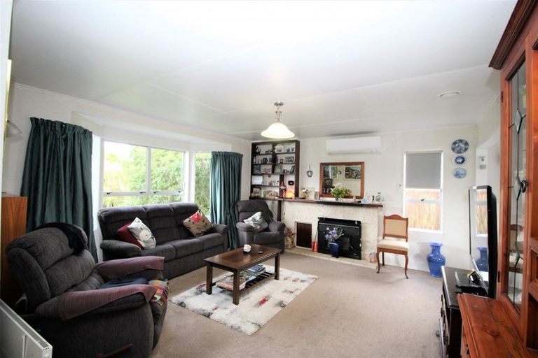 Photo of property in 19 Bowen Street, Woodville, 4920
