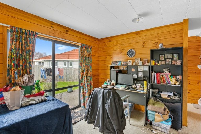 Photo of property in 57 Tiro Tiro Road, Levin, 5510