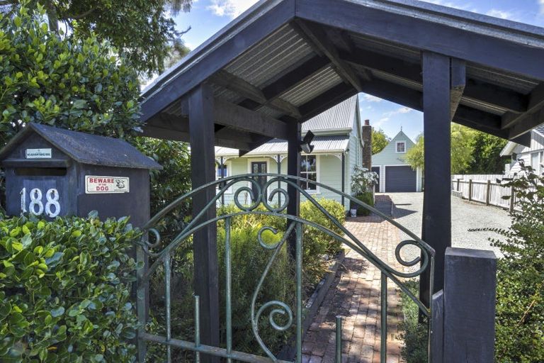 Photo of property in 188 Belvedere Road, Carterton, 5713