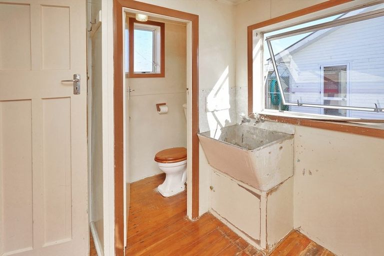 Photo of property in 37 Somerfield Street, Somerfield, Christchurch, 8024