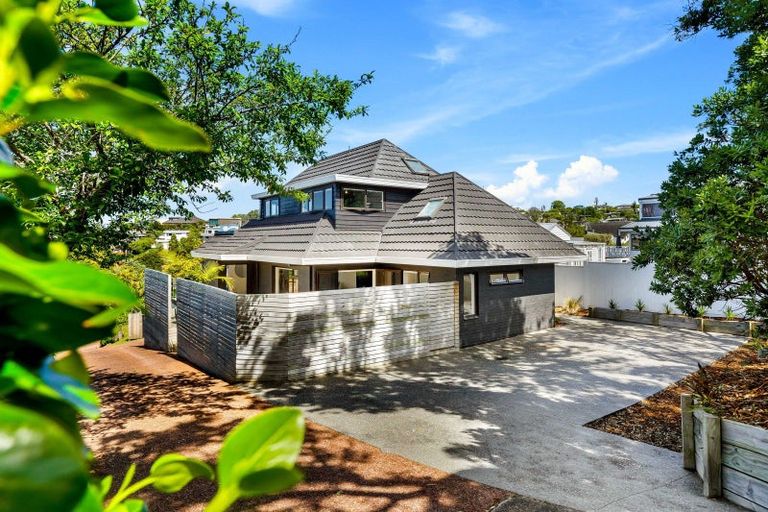 Photo of property in 89 Hebron Road, Waiake, Auckland, 0630