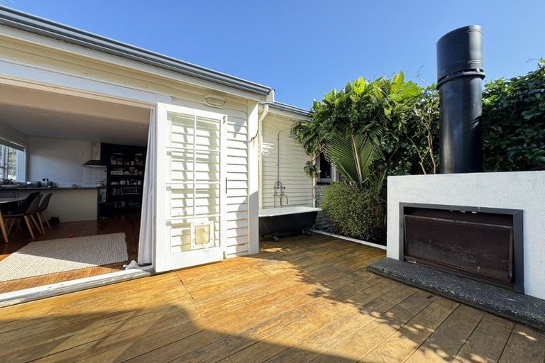 Photo of property in 83 Miramar Avenue, Miramar, Wellington, 6022