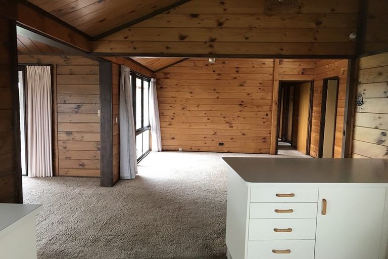 Photo of property in 115 Victoria Road, Cambridge, 3493