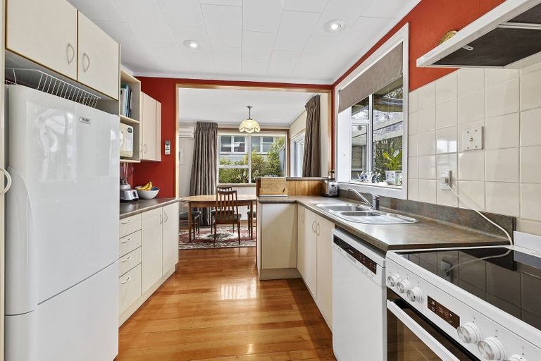 Photo of property in 42 Herewini Street, Titahi Bay, Porirua, 5022