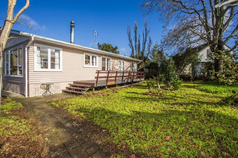 Photo of property in 268a Birkdale Road, Birkdale, Auckland, 0626
