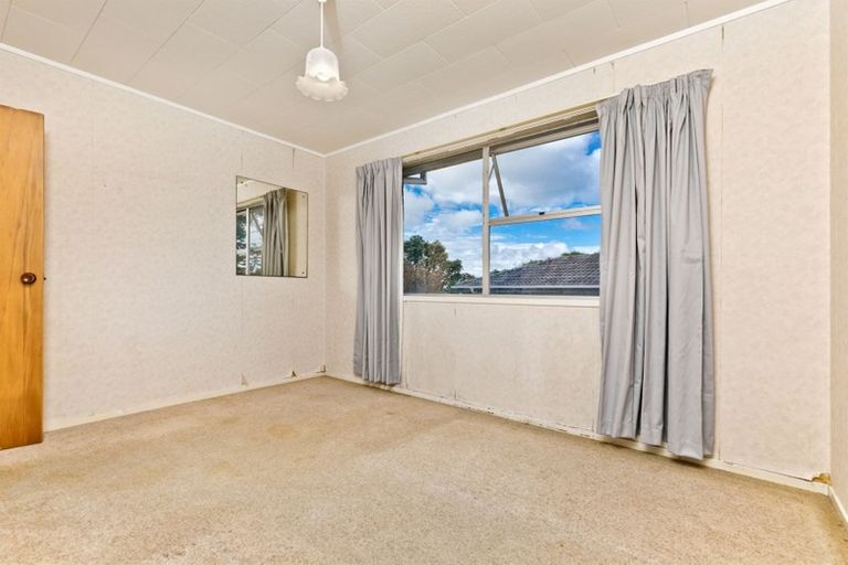 Photo of property in 59 Rehia Road, Massey, Auckland, 0614