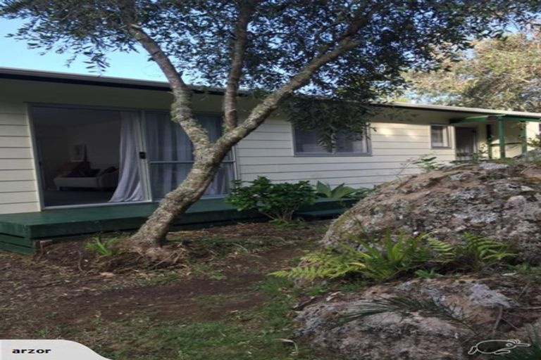 Photo of property in 127 Park Avenue, Whangamata, 3620