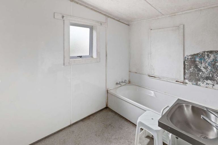 Photo of property in 18 Fox Road, Springvale, Whanganui, 4501