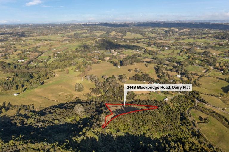 Photo of property in 244b Blackbridge Road, Dairy Flat, 0794