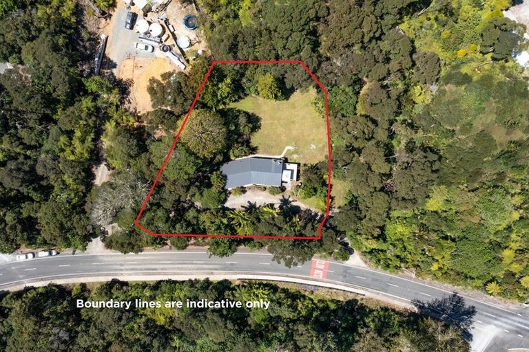 Photo of property in 1060 Sandspit Road, Sandspit, Warkworth, 0982