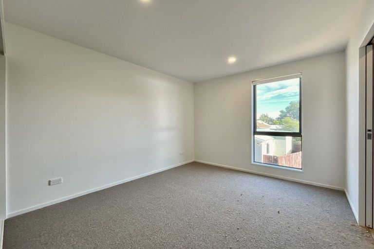 Photo of property in 2/20 Euston Street, Riccarton, Christchurch, 8041