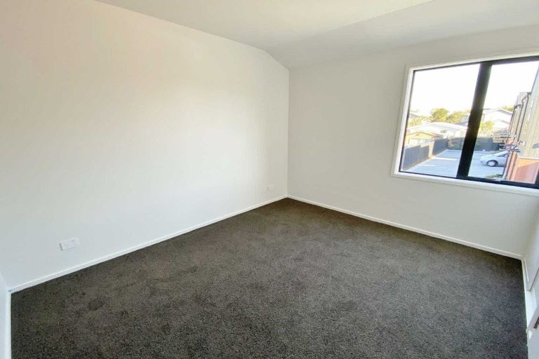 Photo of property in 2/60 Linwood Avenue, Linwood, Christchurch, 8011