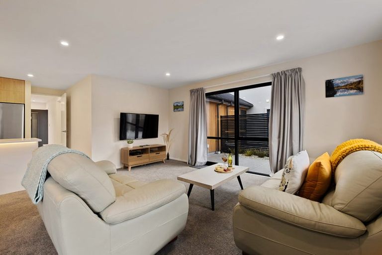 Photo of property in 5 Packhorse Lane, Arthurs Point, Queenstown, 9371