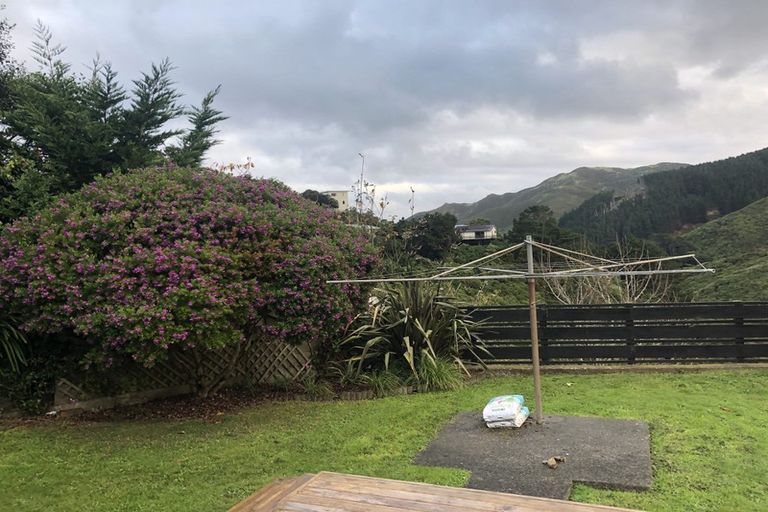 Photo of property in 9 Vancouver Street, Kingston, Wellington, 6021