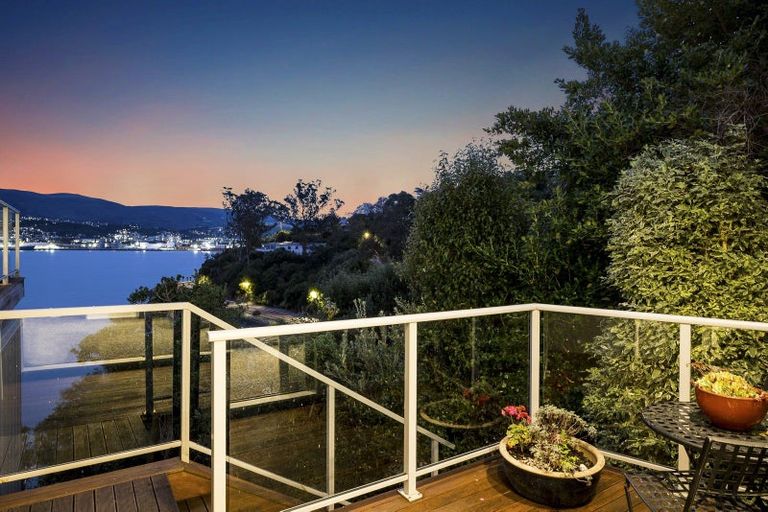 Photo of property in 8a Doon Street, Vauxhall, Dunedin, 9013