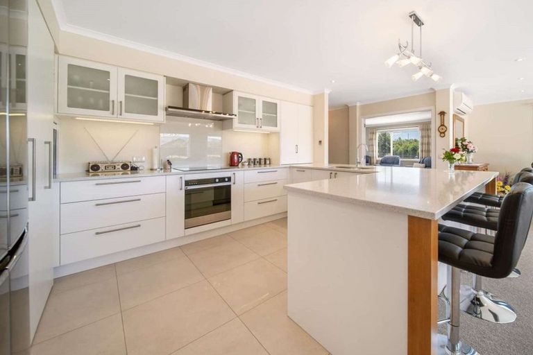 Photo of property in 48 Hagart-alexander Drive, Mosgiel, 9024