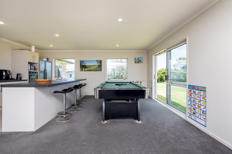 Photo of property in 48 Omana Avenue, Shelly Beach, Helensville, 0874