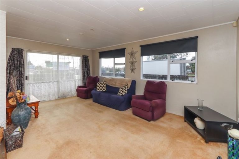 Photo of property in 56 Matai Street, Inglewood, 4330