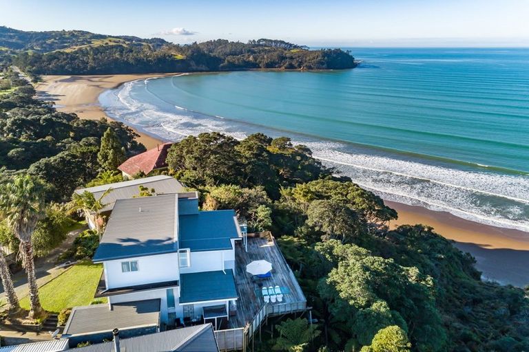 Photo of property in 8 Sykes Avenue, Hatfields Beach, Orewa, 0931