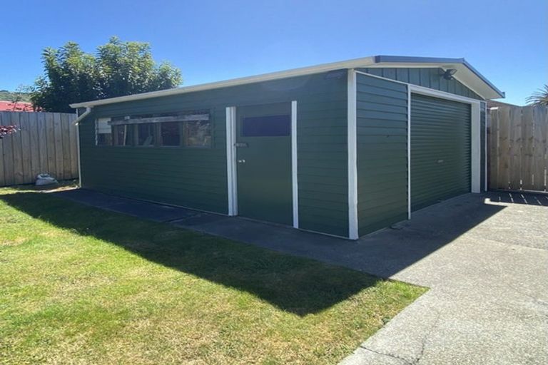 Photo of property in 81 California Drive, Totara Park, Upper Hutt, 5018